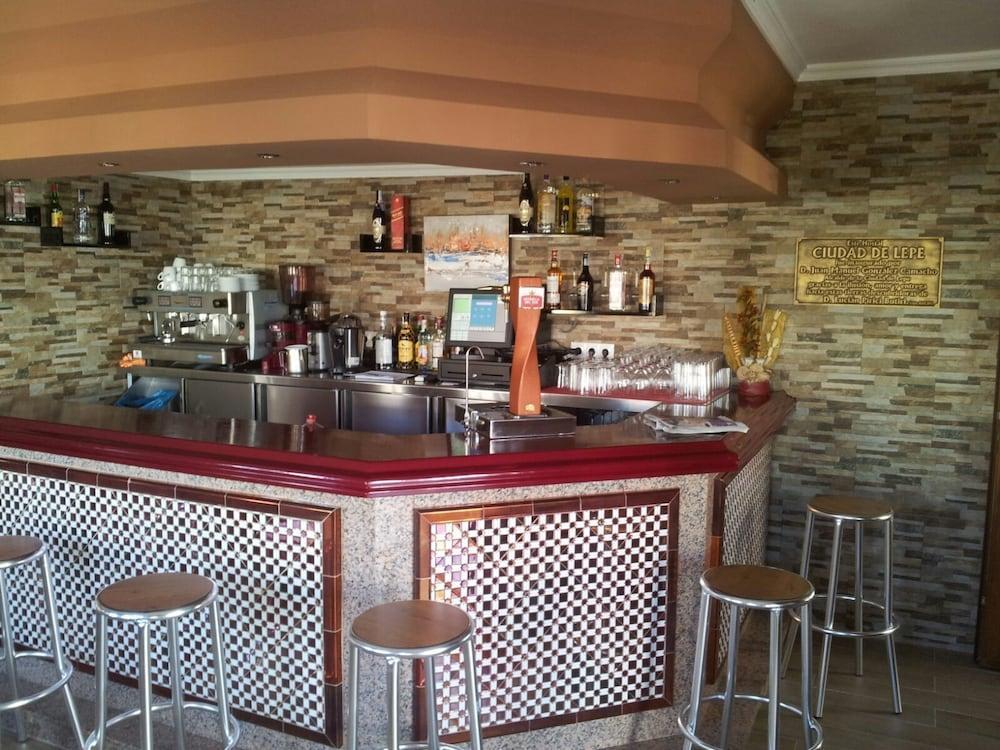 Hotel H. Ciudad De Lepe Zewnętrze zdjęcie