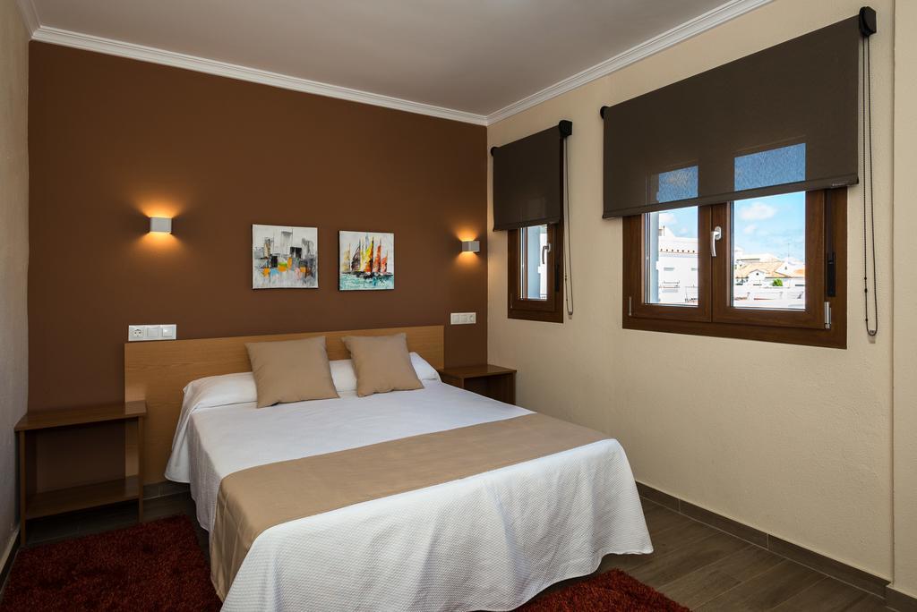 Hotel H. Ciudad De Lepe Zewnętrze zdjęcie