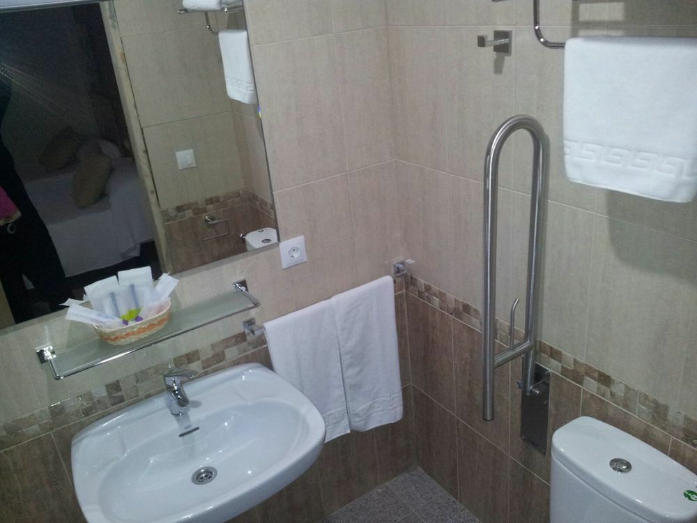 Hotel H. Ciudad De Lepe Zewnętrze zdjęcie